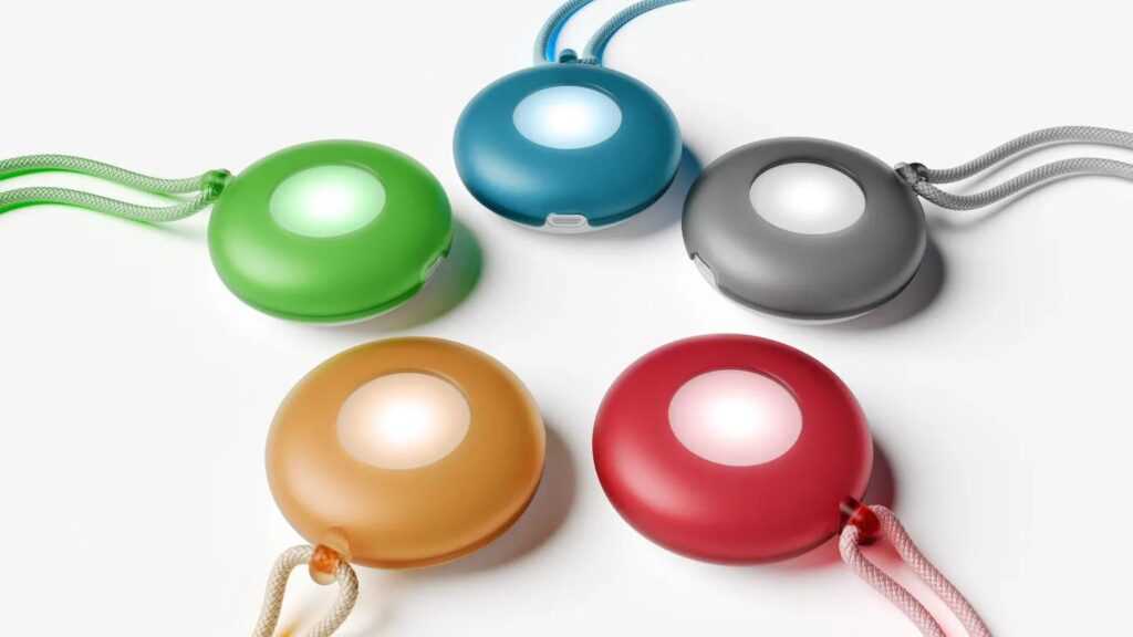 How Friend AI Companion Fights Loneliness and Enhances Social Interaction